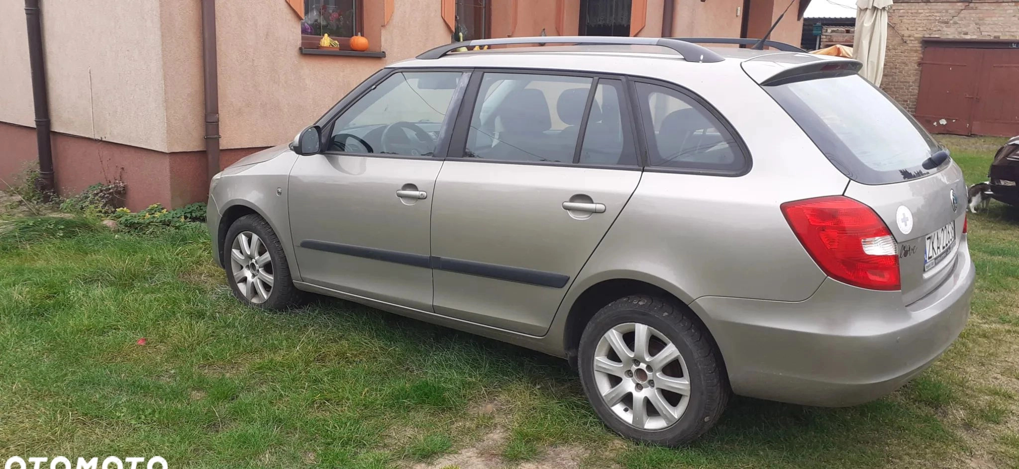 Skoda Fabia cena 11000 przebieg: 183000, rok produkcji 2010 z Złotów małe 56